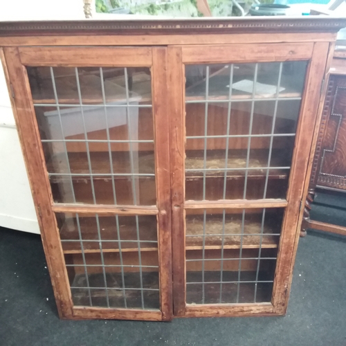 1537 - A vintage lead glazed bookcase.