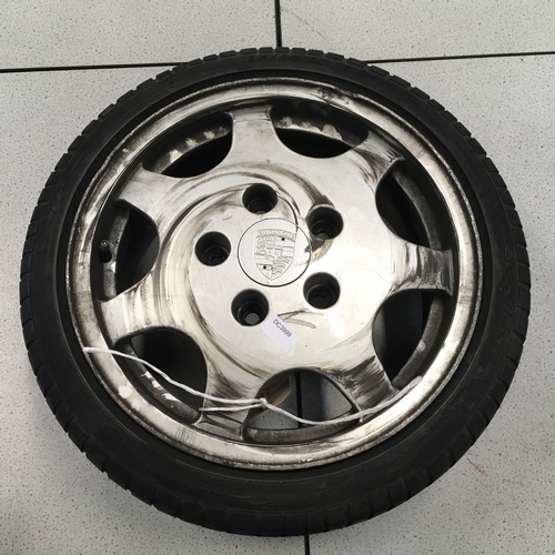 2113 - A Porsche 7 spoke wheel fitted with a 195/45 ZR 16 tyre (ref:120).