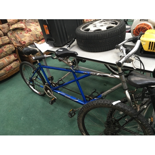 2224 - A tandem mountain bike (ref:c127).