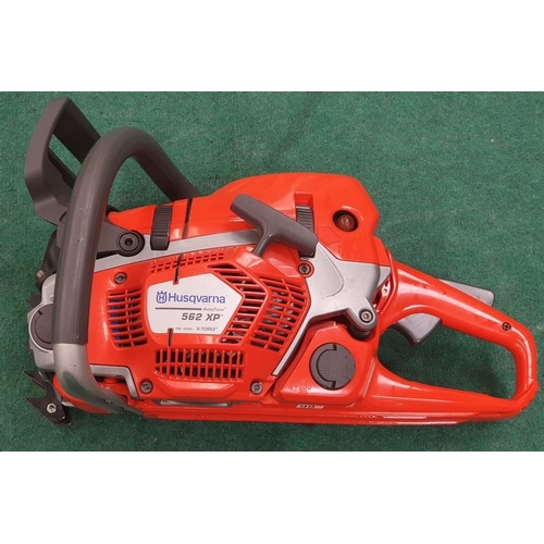 74 - Husqvarna 562 XP chainsaw (REF 18).