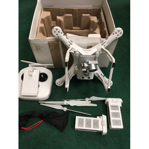 385 - Phantom 3 Advanced Drone boxed (REF 18).