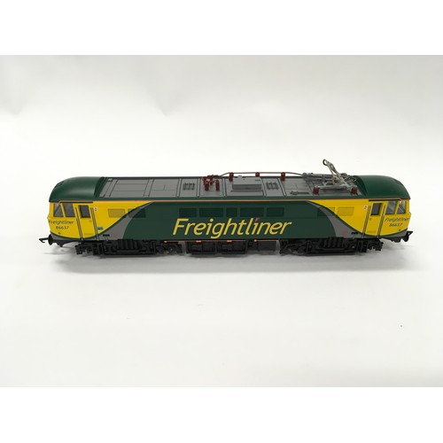 26 - Hornby OO R3058 Freightliner Bo-Bo Electric Class 86 Locomotive 86637. Appears Near a mint in Excell... 