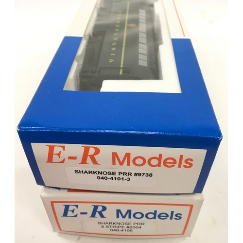 285 - 2 x E-R Models (Roco) Sharknose Diesel engines: 040-4106 5 Stripe #2004 and 040-4101-3 #9738. Both a... 