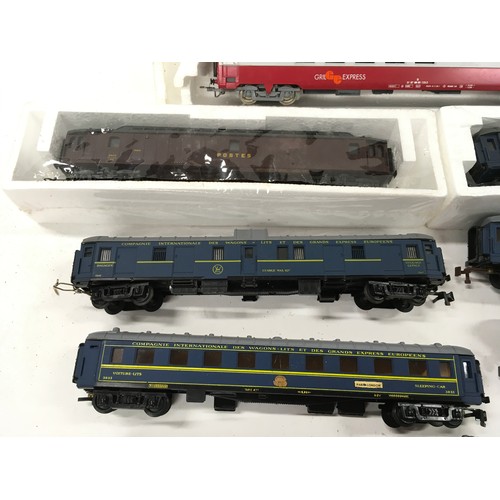 286 - 10 Jouef for Playcraft unboxed carriages. All generally Good to Near Mint.