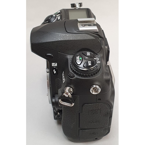 223 - Nikon D200 camera body