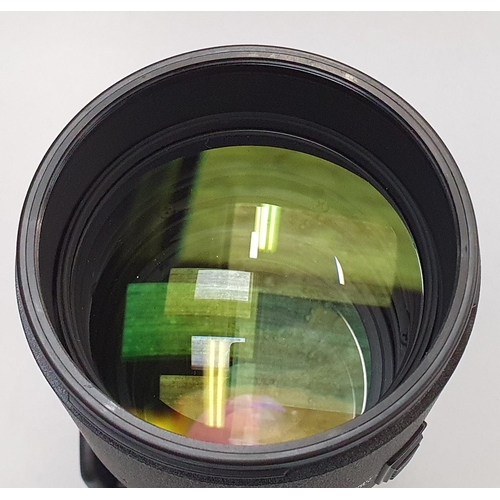 224 - Nikon AF 80-200 camera lens