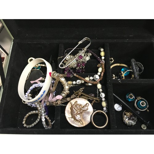 288 - A collection of costume jewellery to include silver.