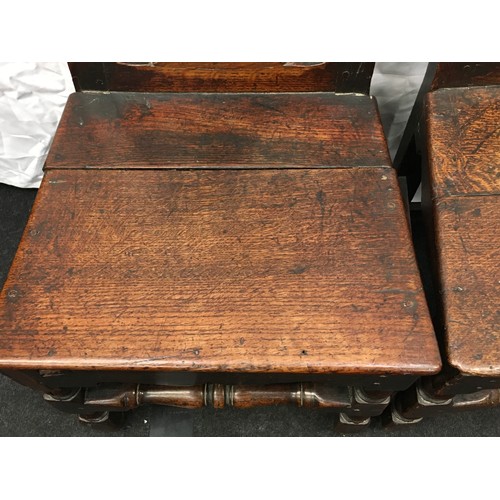 120A - A pair of antique oak Georgian country chairs each 95x47x42cm.