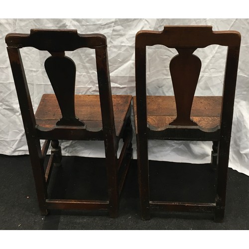 120A - A pair of antique oak Georgian country chairs each 95x47x42cm.