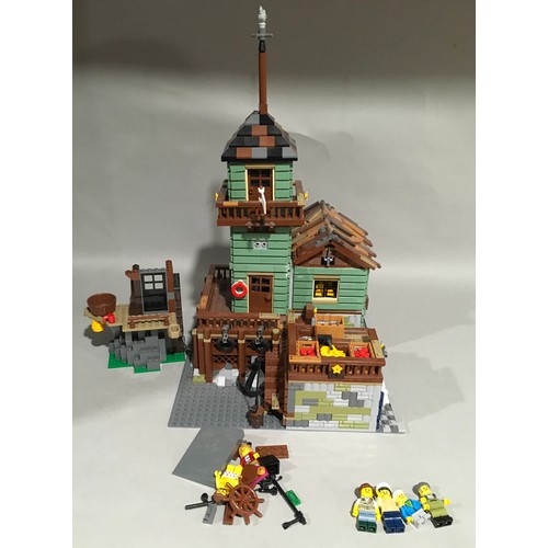 561 - Lego Ideas set 21310 Old Fishing Store with box (no instructions)(can download free from Lego Store)... 