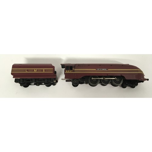 55 - 3 OO gauge Locomotives: Hornby R072-6237 Class 8P Coronation 4-6-2 6237 'City of Bristol' in LMS Cri... 