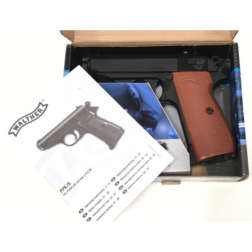 122 - Quality Umarex Walther PPK/S air pistol. In excellent condition and boxed. *RESTRICTIONS APPLY. REFE... 