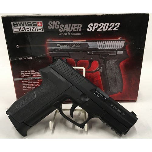 131 - Quality Swiss Arms Sig Sauer SP2022 .177 air pistol. Excellent condition and boxed. *RESTRICTIONS AP... 