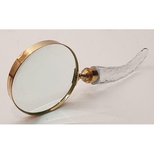 90 - Hand held Magnifying glass with brass surround