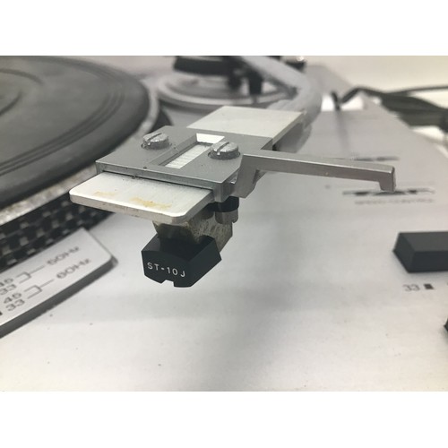 466 - SANYO DIRECT DRIVE STEREO TURNTABLE. Model No. TP 1010 found in fair condition and needing belt and ... 