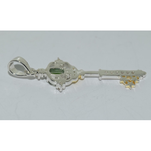 472 - Silver and chrome dropside key pendant