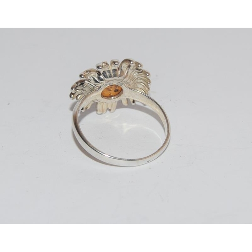 545 - Baltic amber 925 silver sunflower ring. Size S.