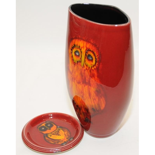 1 - Poole Pottery interest Anita Harris Studio Ozzie the Owl trial vase 9.25