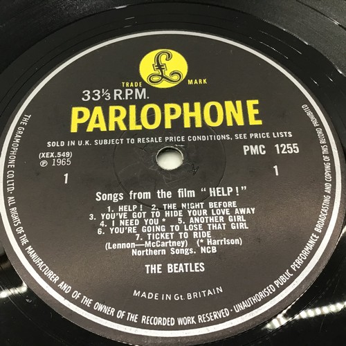 210 - THE BEATLES ‘HELP’ 1ST UK PRESS MONO VINYL LP. First mono pressing with yellow/black labels  Cat. no... 