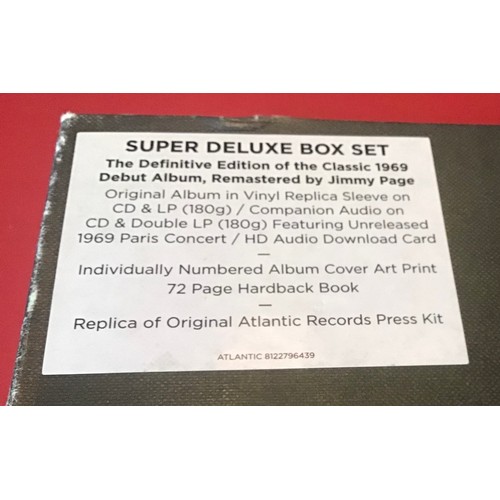 92 - LED ZEPPELIN SUPER DELUX BOX SET. This set includes: - Original Album, 1 CD & 1 LP (180g) in replica... 