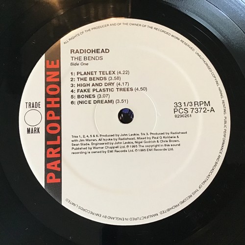 269 - RADIOHEAD LP RECORD ‘THE BENDS’. Nice collectible copy from 1995. This is a first pressing and on th... 