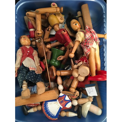 50 - Collection of wooden toys to include puppets, dolls, animals, nursery cut outs, Robin and Nell Dale ... 