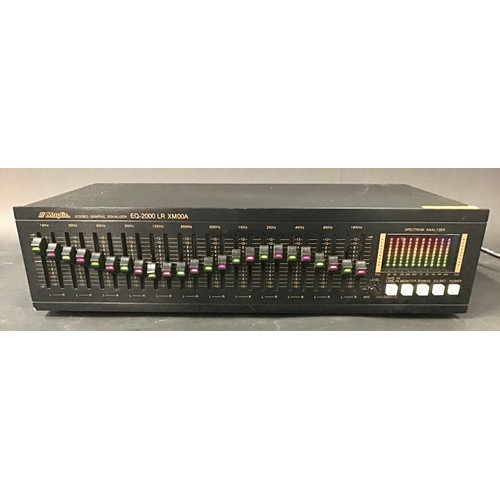 104 - MAPLIN GRAPHIC EQUALIZER. This unit is found in super condition and powers up when plugged in. It ha... 