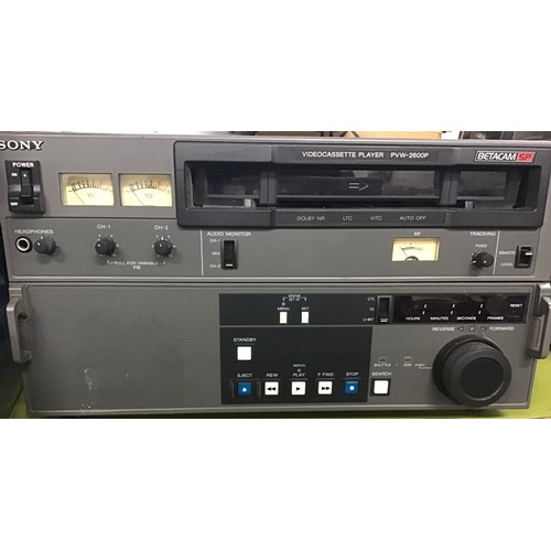 170A - SONY PROFESSIONAL VIDEO CASSETTE PLAYER. Sony PVW-2600P SP Beta Player Betacam SP Tape Cassette Play... 
