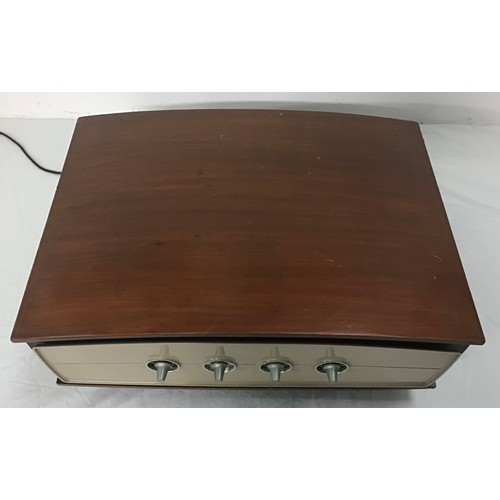 177 - PYE 1005 STEREO PROJECTION SYSTEM RECORD PLAYER. This unit powers up and is in good condition with s... 