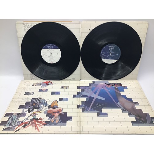 15 - PINK FLOYD 'THE WALL' UK STEREO VINYL DOUBLE ALBUM. Great record here on Harvest SHDW411 released in... 