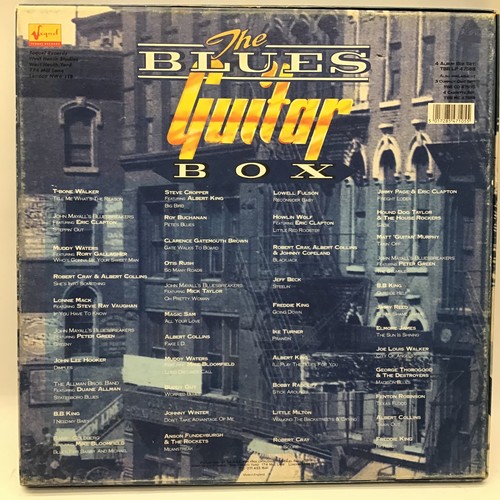 18 - THE BLUES GUITAR BOX SET OF VINYL RECORDS. Nice set of 4 vinyls here in Ex condition found complete ... 