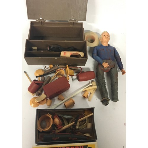 14 - Palitoy Bonanza wagon set and instructions with Ben Cartwright figure. Unchecked for completeness. L... 