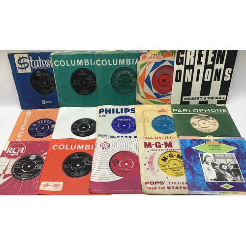 210 - LARGE CONTAINER OF VARIOUS 50’s AND 60’s HIT SINGLES. Various artists in this lot to include many ch... 