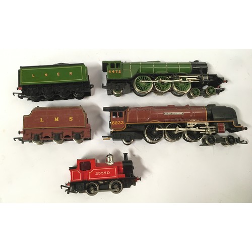 80 - 3 x Hornby boxed OO gauge locomotives: R855 Flying Scotsman (repainted), LMS 4-6-2 Duchess of Suther... 