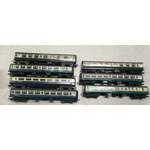 89 - 7 x Hornby OO gauge Inter-City coaches - Fair to Good condition.