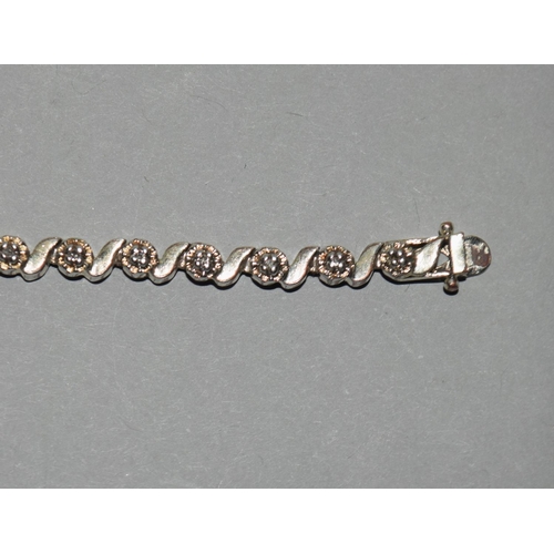 417 - Diamond 925 silver line bracelet