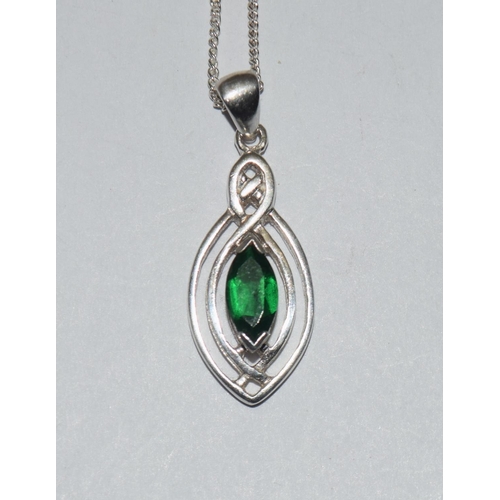 453 - Celtic green dropside 925 silver pendant.