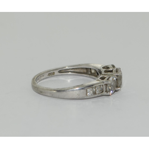 379 - 925 silver Trilogy ring. Size Q.