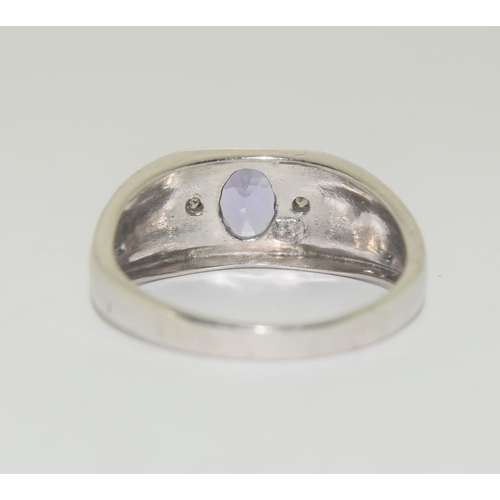 308 - 9ct white gold amethyst and diamond ring size U