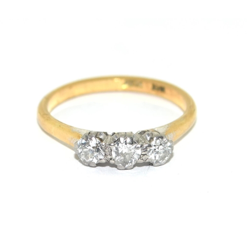 385 - 18ct gold and platinum ladies 3 stone diamond ring approx 0.25ct size Q