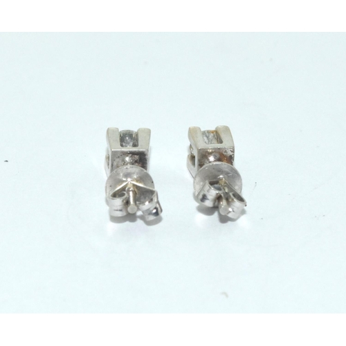 351 - 18ct white gold Diamond ear studs approx 0.5ct total