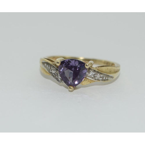 383 - Gold Alexandrite Diamond Ring Size N