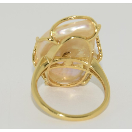 441 - Silver gilt natural colour baroque pearl ring. Size P 1/2.