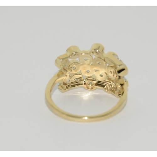 483 - 9ct Gold aquamarine bubble ring. Size P 1/2.