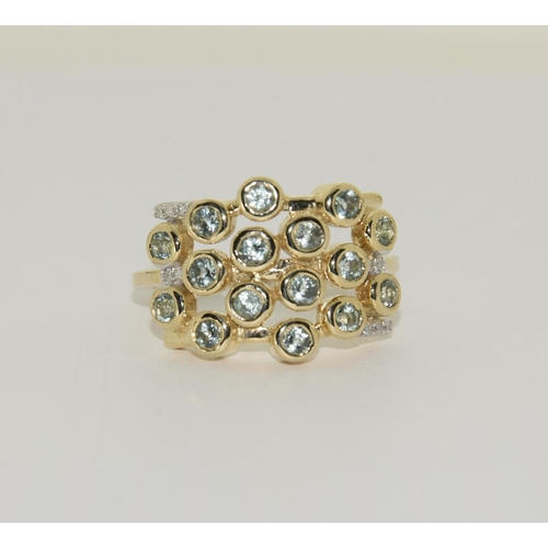 483 - 9ct Gold aquamarine bubble ring. Size P 1/2.