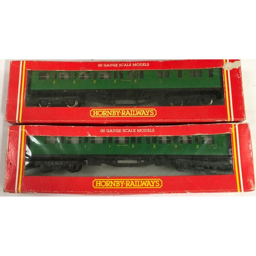 95 - Hornby OO Gauge group of coaches consisting of 2 x R229 Pullman Car Lucille, R233 Pullman Brake, R42... 