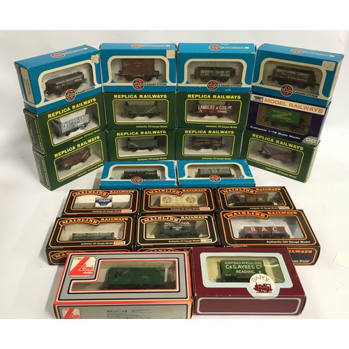 71 - Airfix/Mainline/Dapol/Lima group of OO Gauge boxed rolling stock to include 16 Ton Steel Mineral Wag... 