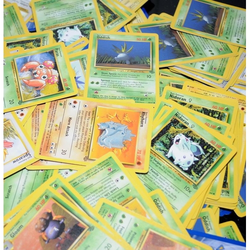 23 - Collection of loose Pokemon trading cards