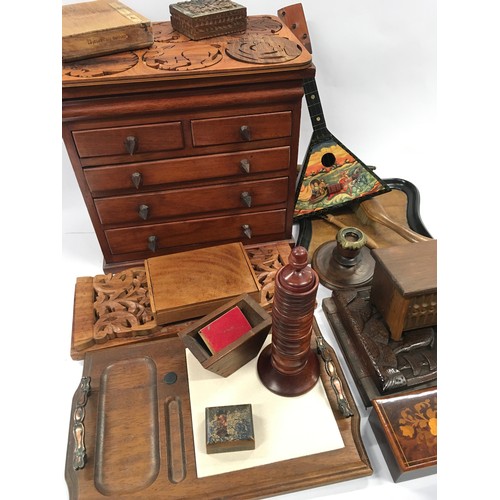 59 - Collection of carved wood/treen items to include book slides and wooden stationery chest.