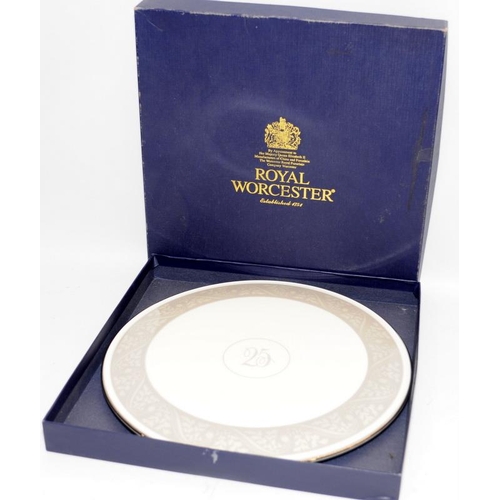 81 - Royal Worcester fine bone china '25' 28.5cms cake plate. Boxed